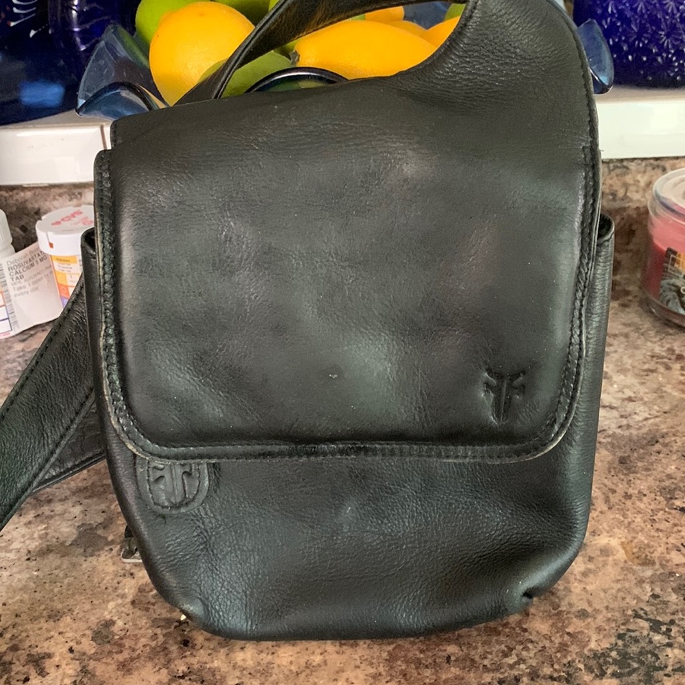 Frye Unisex Crossbody/Organizer